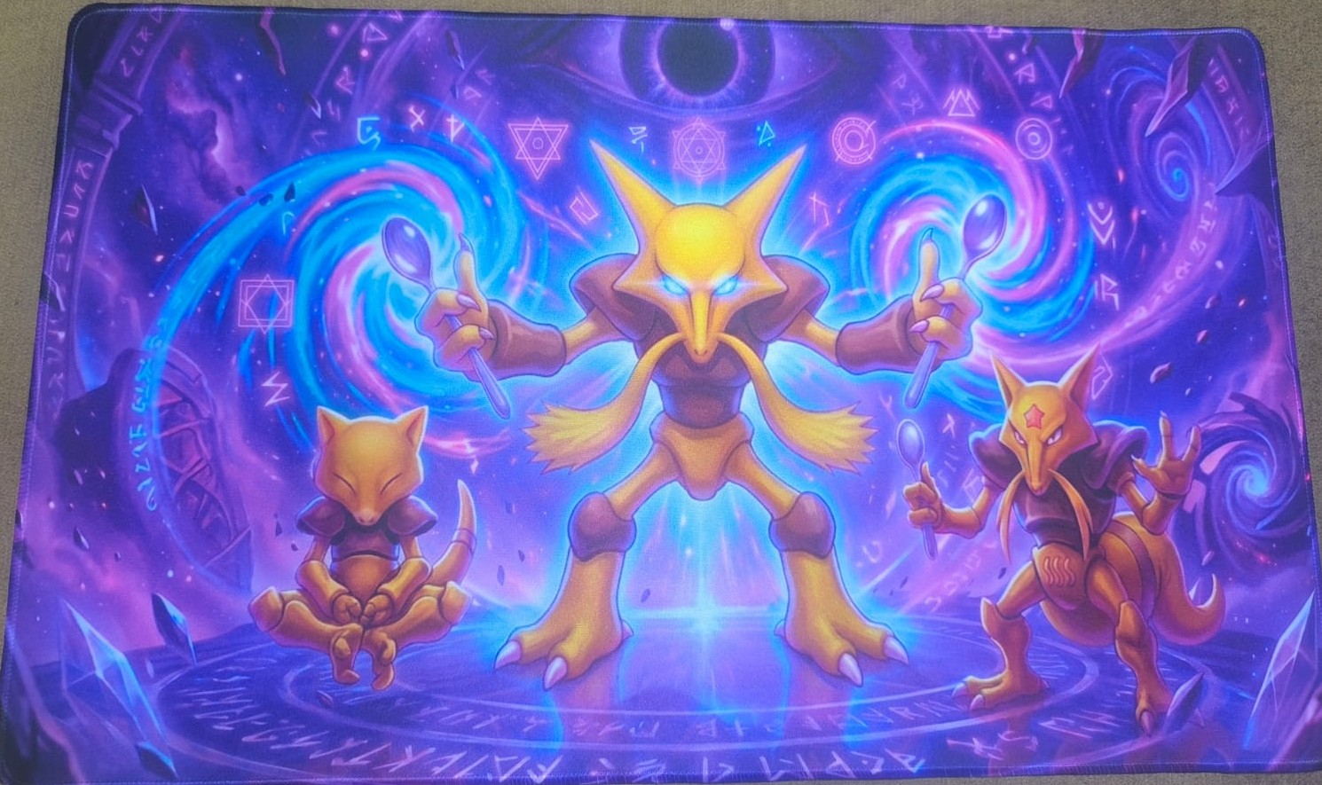 Playmat de Alakazam, Kadabra y Abra
